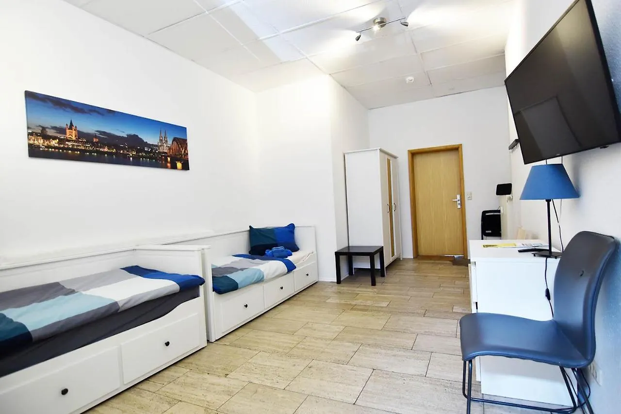 דירות Boardinghouse In Cologne *Free Wifi* גרמניה